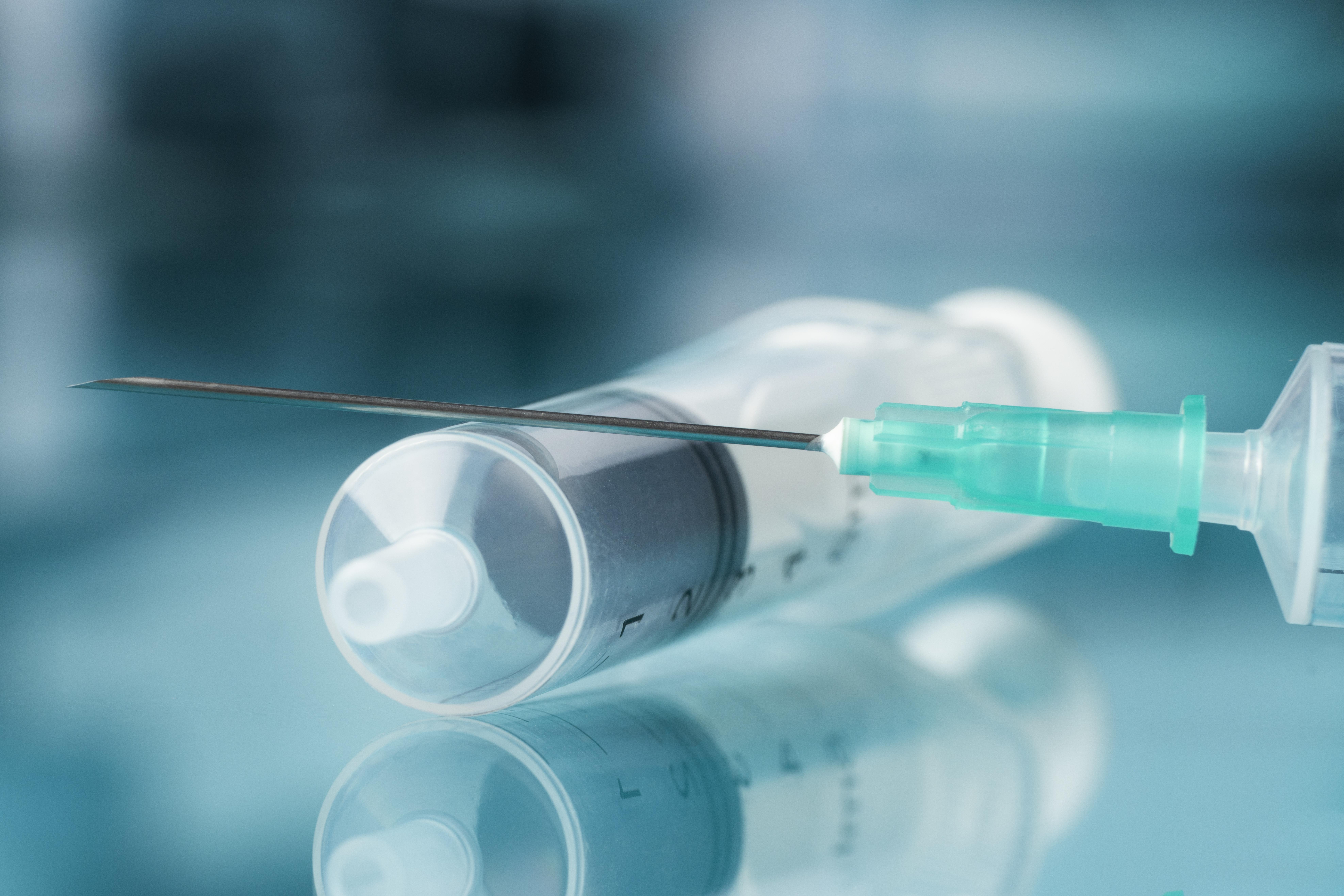 Разработват универсална ваксина срещу високорискови вируси